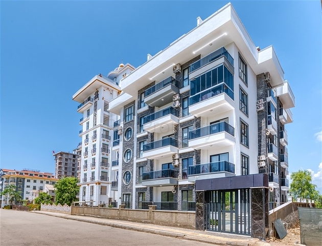 1+1 apartment in a new complex in Mahmutlar