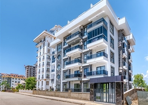 1+1 apartment in a new complex in Mahmutlar