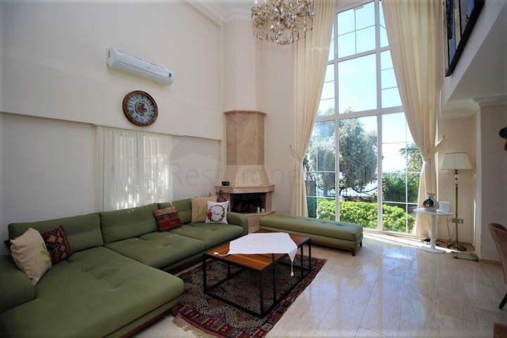 Furnished detached villa 4+1 in Tepe area