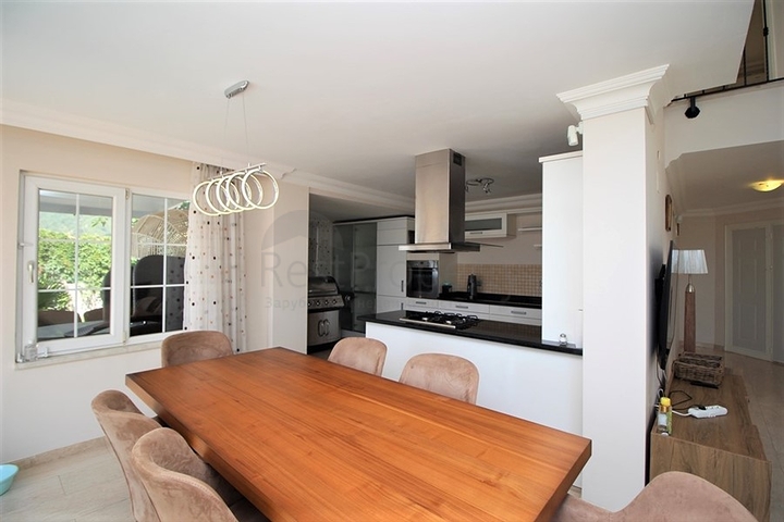 Furnished detached villa 4+1 in Tepe area