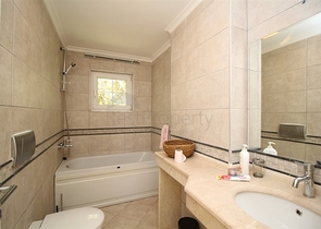 Furnished detached villa 4+1 in Tepe area