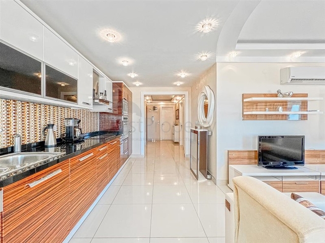 Spacious 2+1 apartment in Mahmutlar district