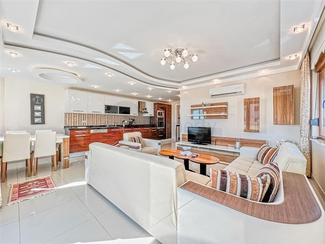 Spacious 2+1 apartment in Mahmutlar district