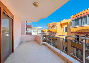 Spacious 2+1 apartment in Mahmutlar district