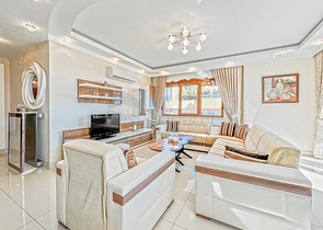 Spacious 2+1 apartment in Mahmutlar district