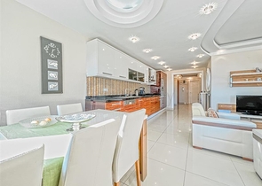 Spacious 2+1 apartment in Mahmutlar district