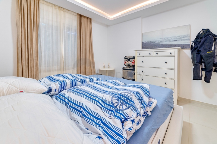 4+1 private villa with panoramic views in Kargicak area