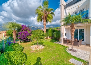 4+1 private villa with panoramic views in Kargicak area