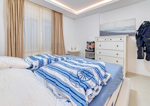 4+1 private villa with panoramic views in Kargicak area