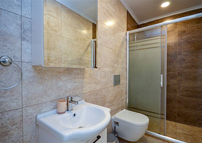 Modern and new 3+1 villa in Kargicak area