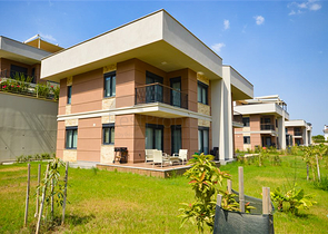 Modern and new 3+1 villa in Kargicak area