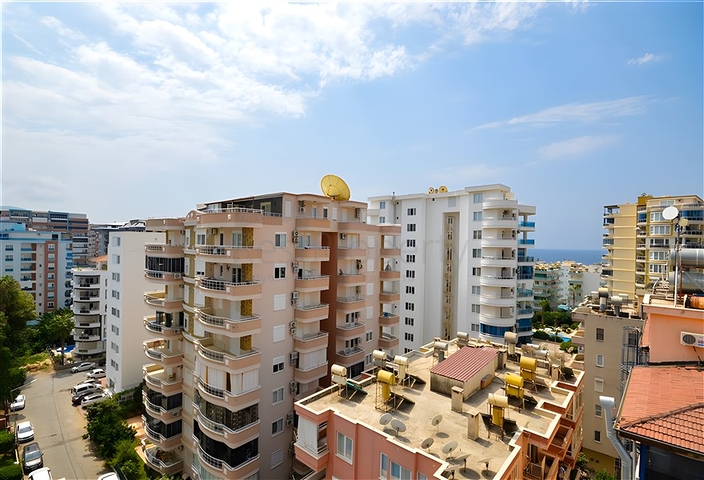 1+1 apartment in Mahmutlar district