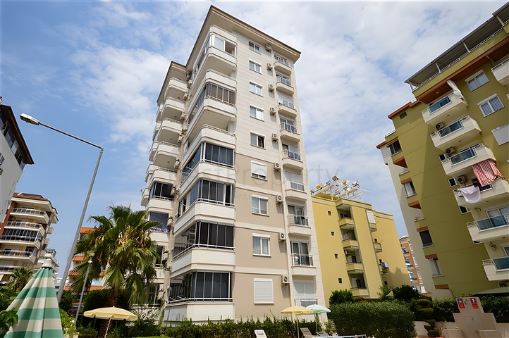 1+1 apartment in Mahmutlar district