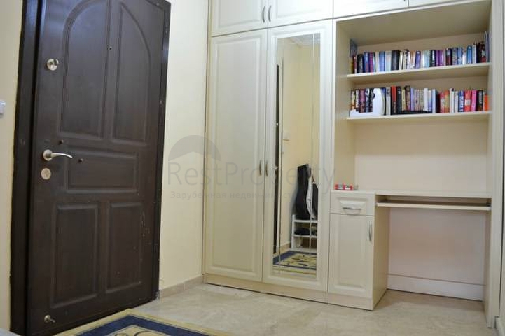 Furnished apartment in a good complex in Mahmutlar for rent