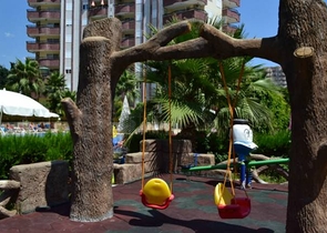 Furnished apartment in a good complex in Mahmutlar for rent