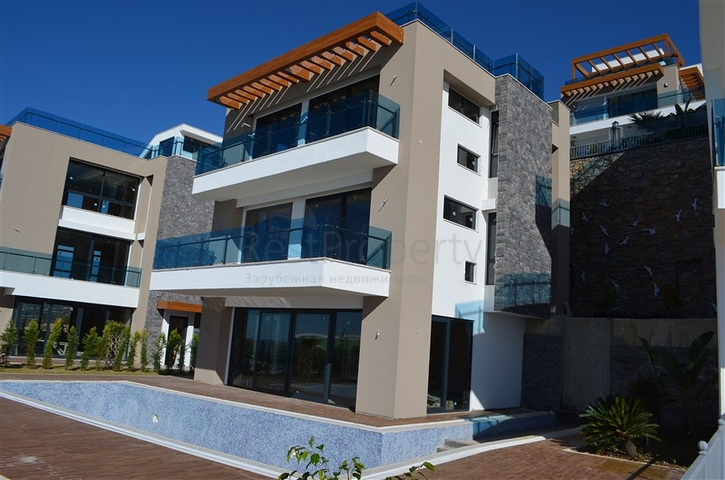 Luxury villas on the territory of a unique complex