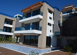 Luxury villas on the territory of a unique complex