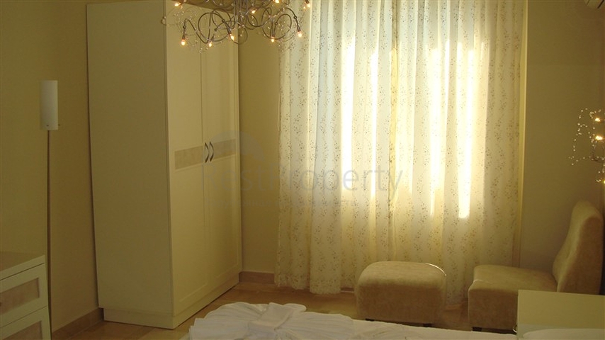 Spacious apartments with furniture and appliances