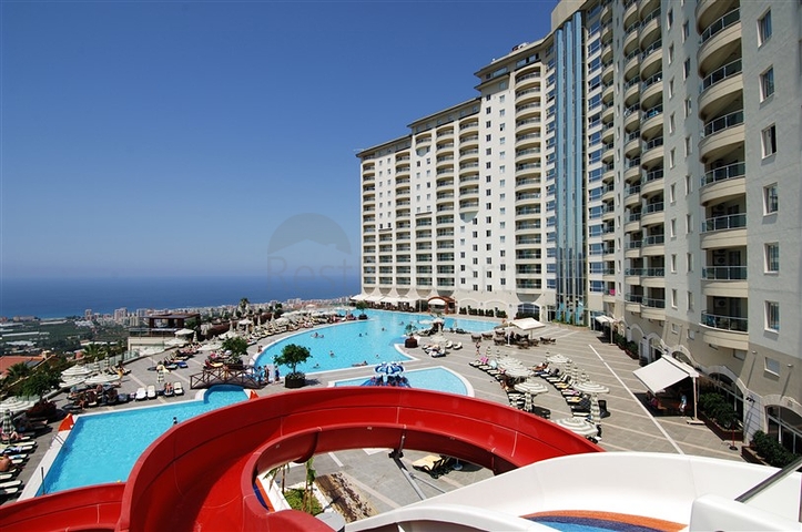 Spacious apartments with furniture and appliances