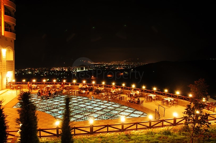 Spacious apartments with furniture and appliances