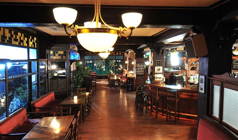 Spacious apartments with furniture and appliances