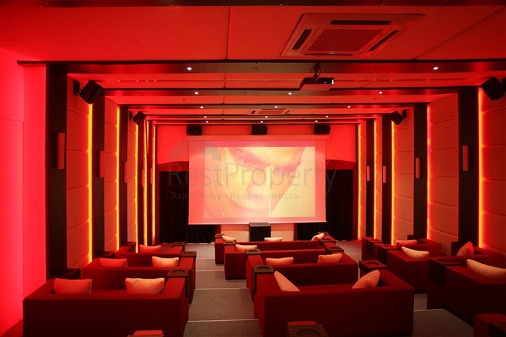 Spacious apartments with furniture and appliances