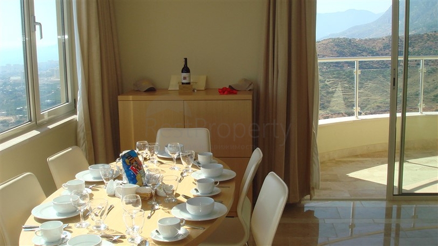 Spacious apartments with furniture and appliances