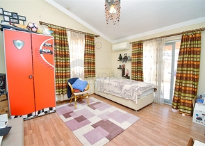 5+1 duplex apartment in the area of Meydankavagi - Antalya 