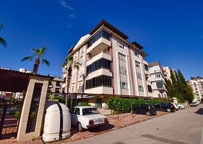 5+1 duplex apartment in the area of Meydankavagi - Antalya 