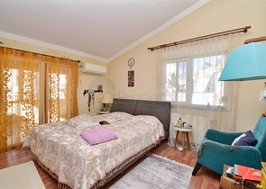 5+1 duplex apartment in the area of Meydankavagi - Antalya 