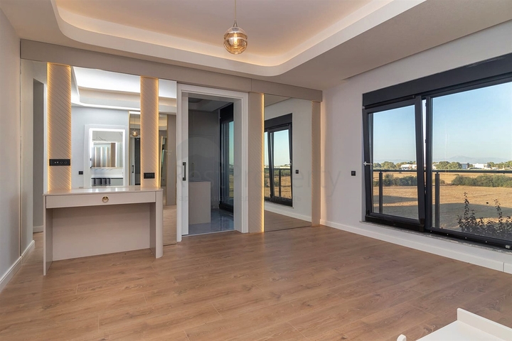 5+1 villas in Doshemealti - Antalya area