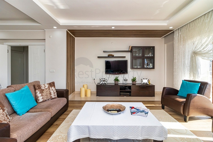 3+1 apartment in Varlyk - Antalya neighborhood