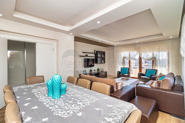 3+1 apartment in Varlyk - Antalya neighborhood