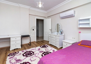 3+1 apartment in Varlyk - Antalya neighborhood