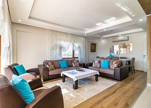 3+1 apartment in Varlyk - Antalya neighborhood