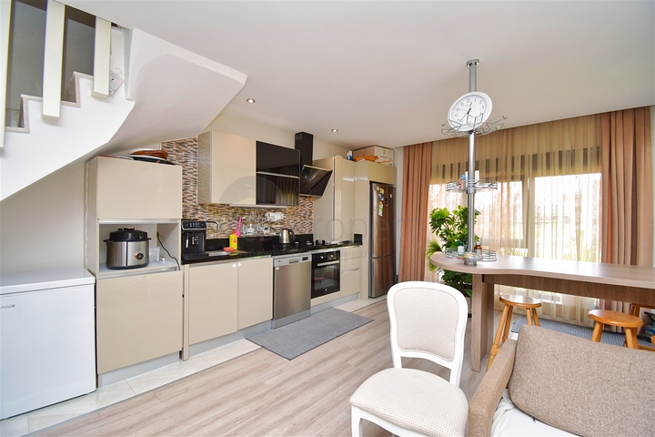 A 3+1 apartment in the Guzeloba - Antalya neighborhood  