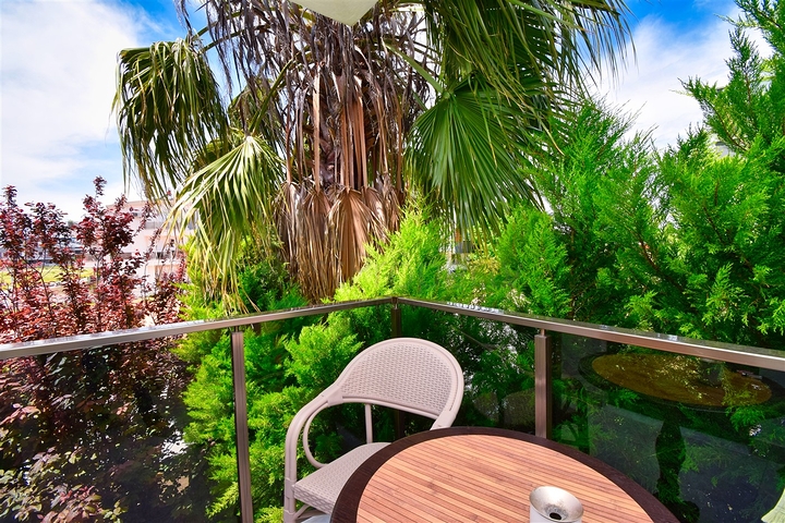 A 3+1 apartment in the Guzeloba - Antalya neighborhood  