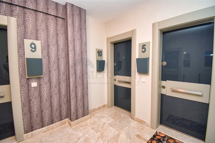 A 3+1 apartment in the Guzeloba - Antalya neighborhood  