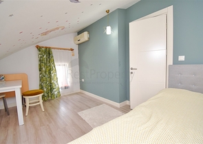 A 3+1 apartment in the Guzeloba - Antalya neighborhood  