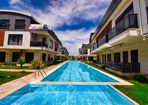 A 3+1 apartment in the Guzeloba - Antalya neighborhood  