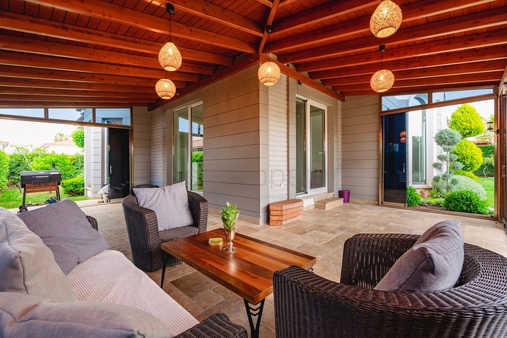 4+2 villa in Doshemealti - Antalya area 