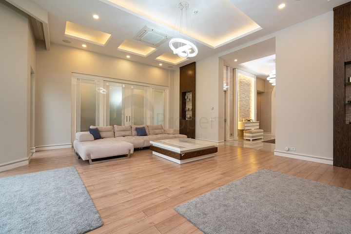 4+2 villa in Doshemealti - Antalya area 