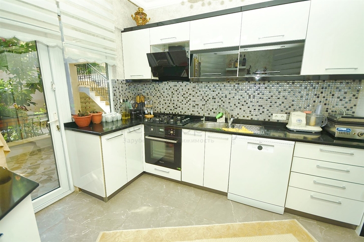 5+1 duplex apartment in Kemer - Antalya area 