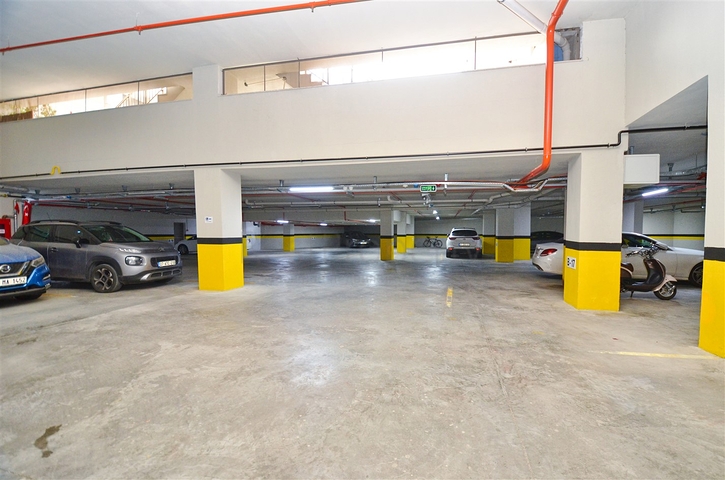 A 4+2 apartment in the Unzhaly - Antalya neighborhood 