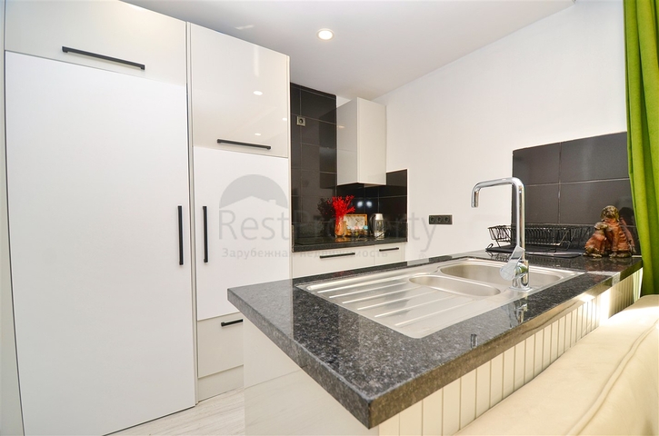 A 4+2 apartment in the Unzhaly - Antalya neighborhood 