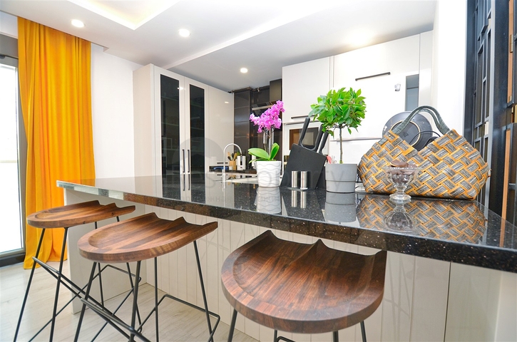 A 4+2 apartment in the Unzhaly - Antalya neighborhood 