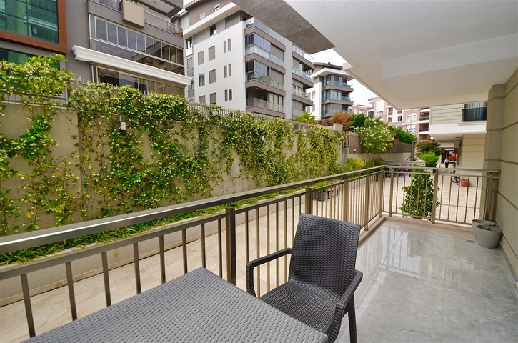 A 4+2 apartment in the Unzhaly - Antalya neighborhood 
