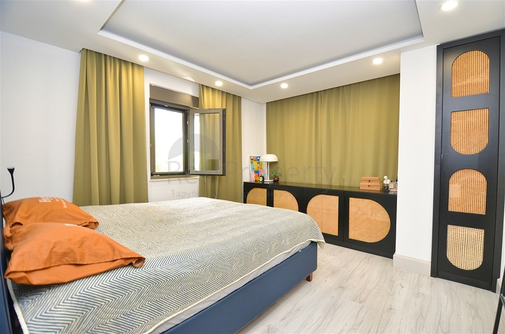 A 4+2 apartment in the Unzhaly - Antalya neighborhood 