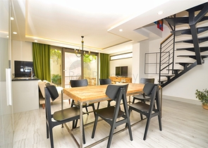 A 4+2 apartment in the Unzhaly - Antalya neighborhood 