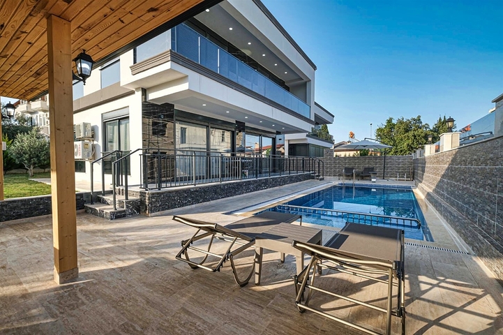 4+1 villa in the neighborhood of Tekirova - Antalya